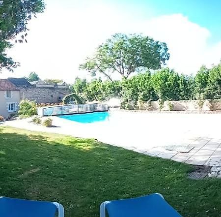 Les Dodos De Rose Bed and Breakfast Doué-la-Fontaine Exteriör bild